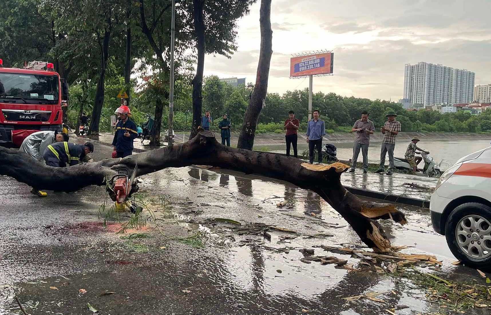 Bão số 3 cách Hải Phòng - Quảng Ninh 160km, mạnh cấp 14, giật cấp 17 - Ảnh 24.